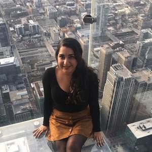 Meet your Posher, Perla